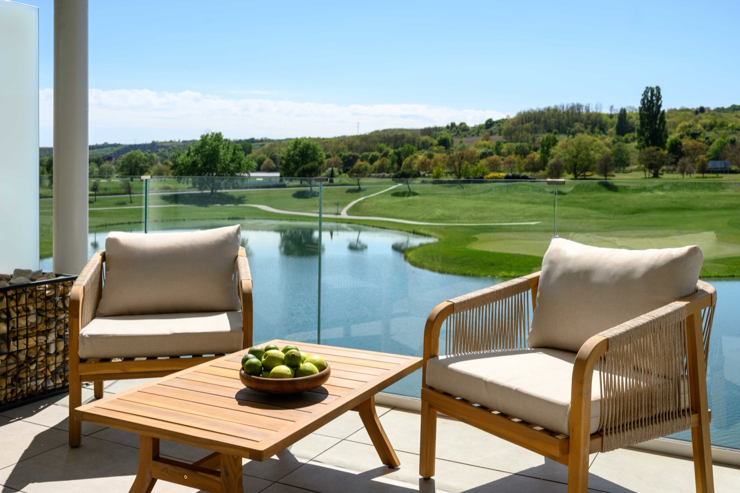 Luxury Lake View Boutique Suite - kilátás